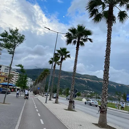 Haris Vlorë